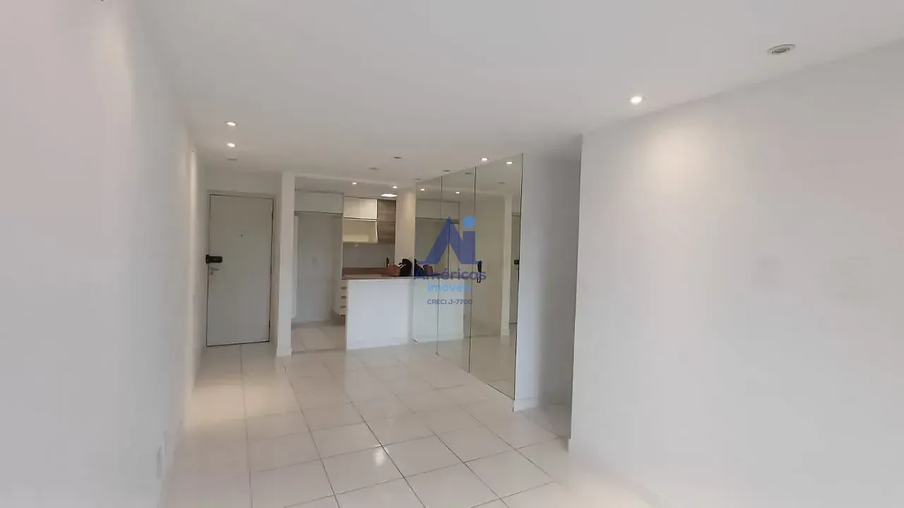 Застеклённый балкон и 3 спальни: квартира 80 м² — photo 3