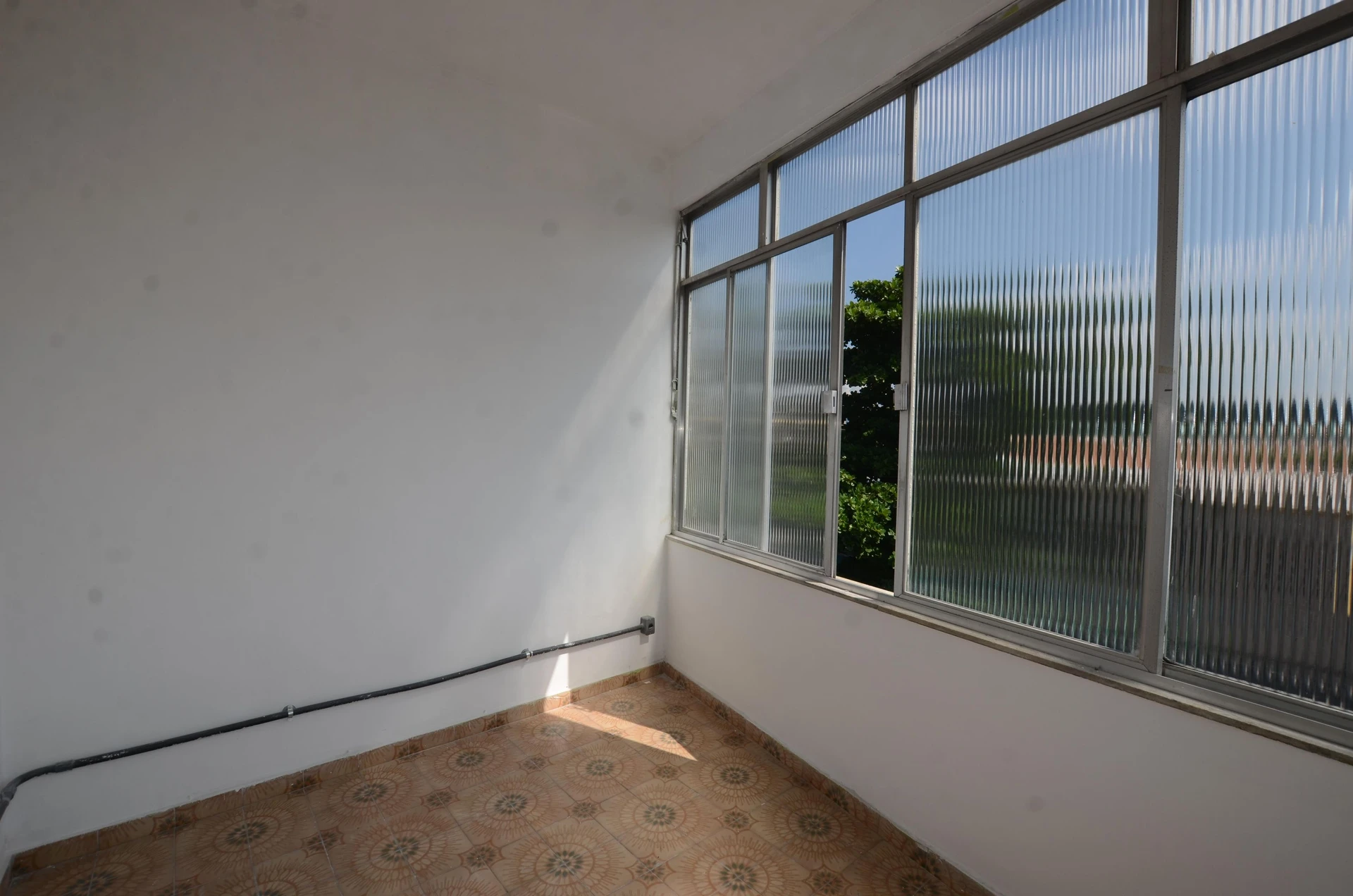 Unfurnished rental apartment with 2 bedrooms — photo 41