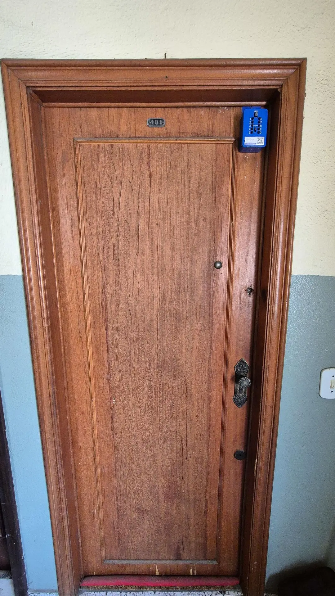 Home office in a 2-bedroom apartment, 43 m² — photo 37