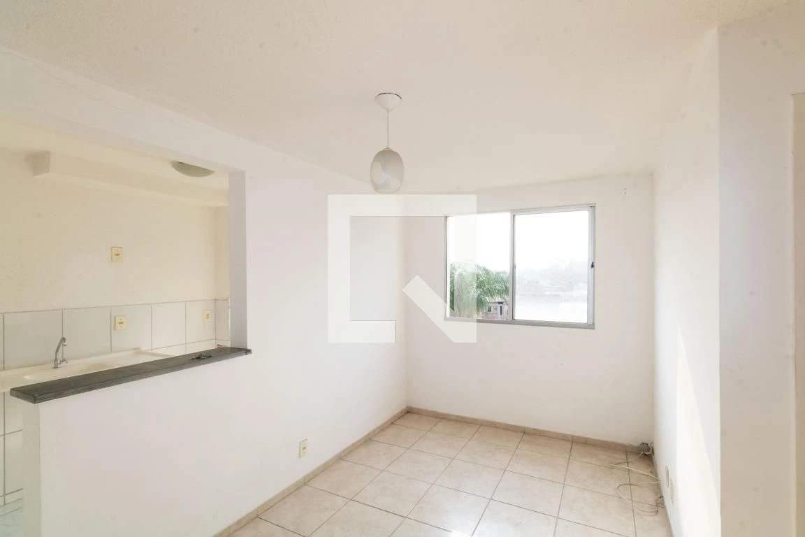 2-bedroom apartment with an open-plan kitchen — photo 2