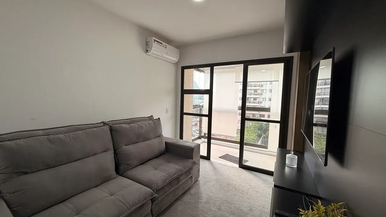 Furnished 2-bedroom, 2-bath apartment with 1 parking spot — photo 23