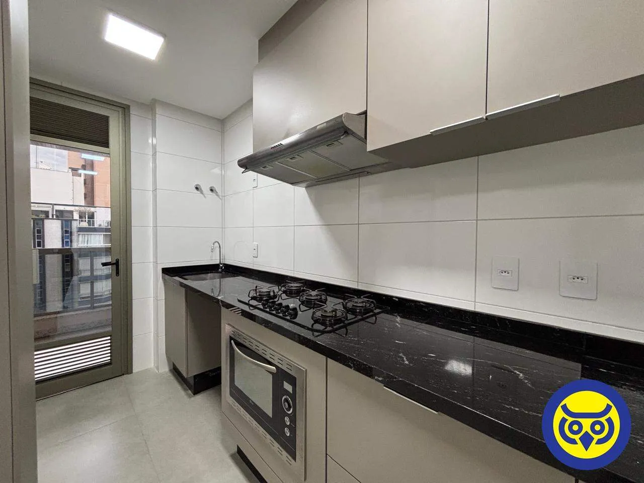 Apartamento de 3 dormitórios com cozinha em conceito aberto — photo 2
