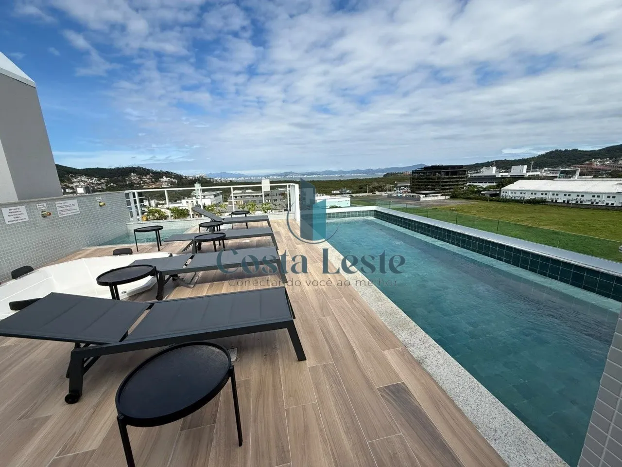 Water view in a 2-bedroom apartment, 68 m² — photo 24