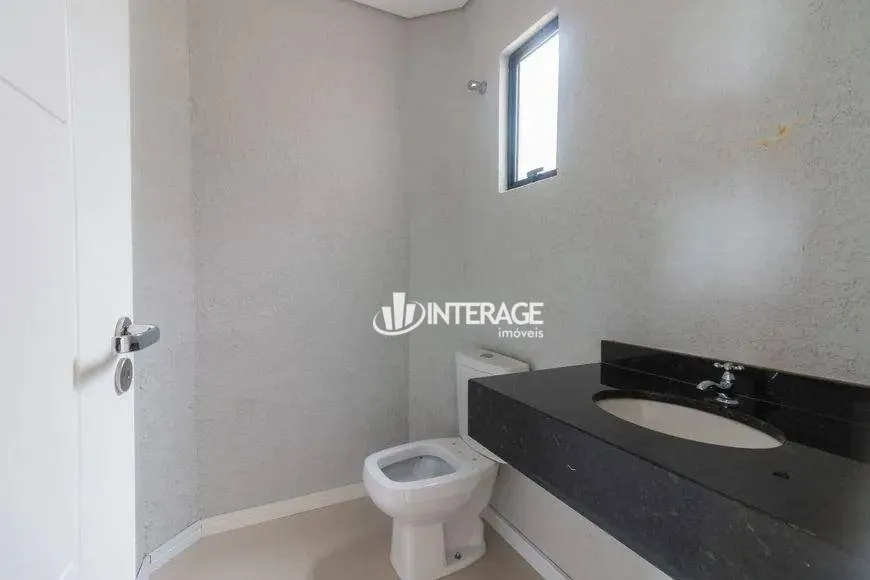 House with 5 bedrooms and 6 bathrooms, 145 m² — photo 10