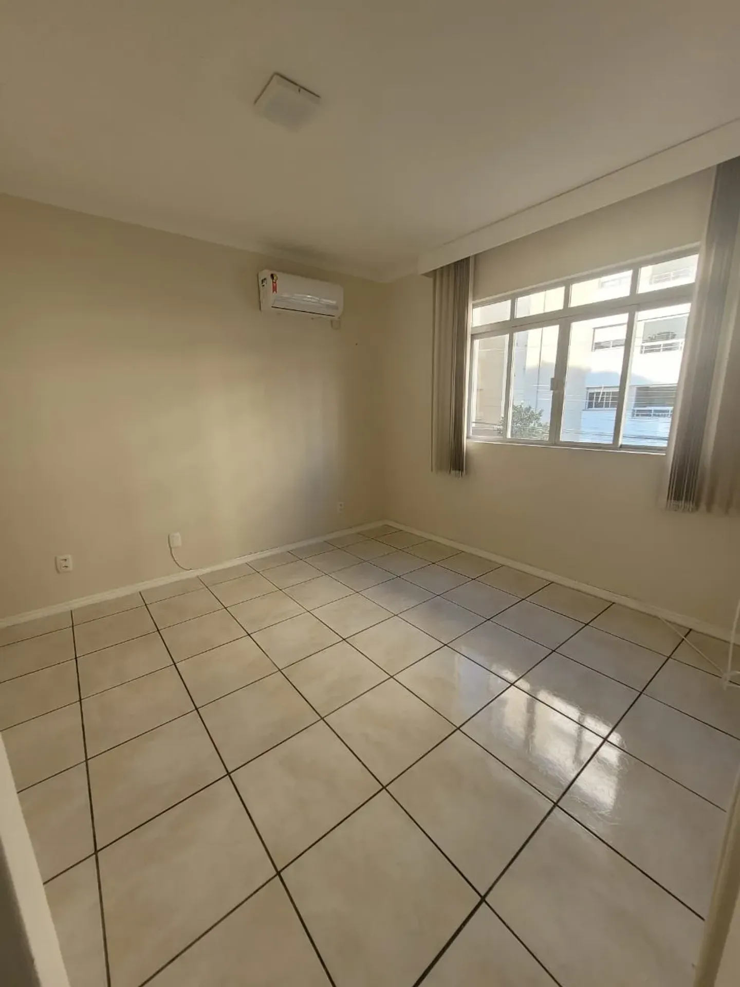 3-bedroom apartment with a washing machine in Florianópolis — photo 12