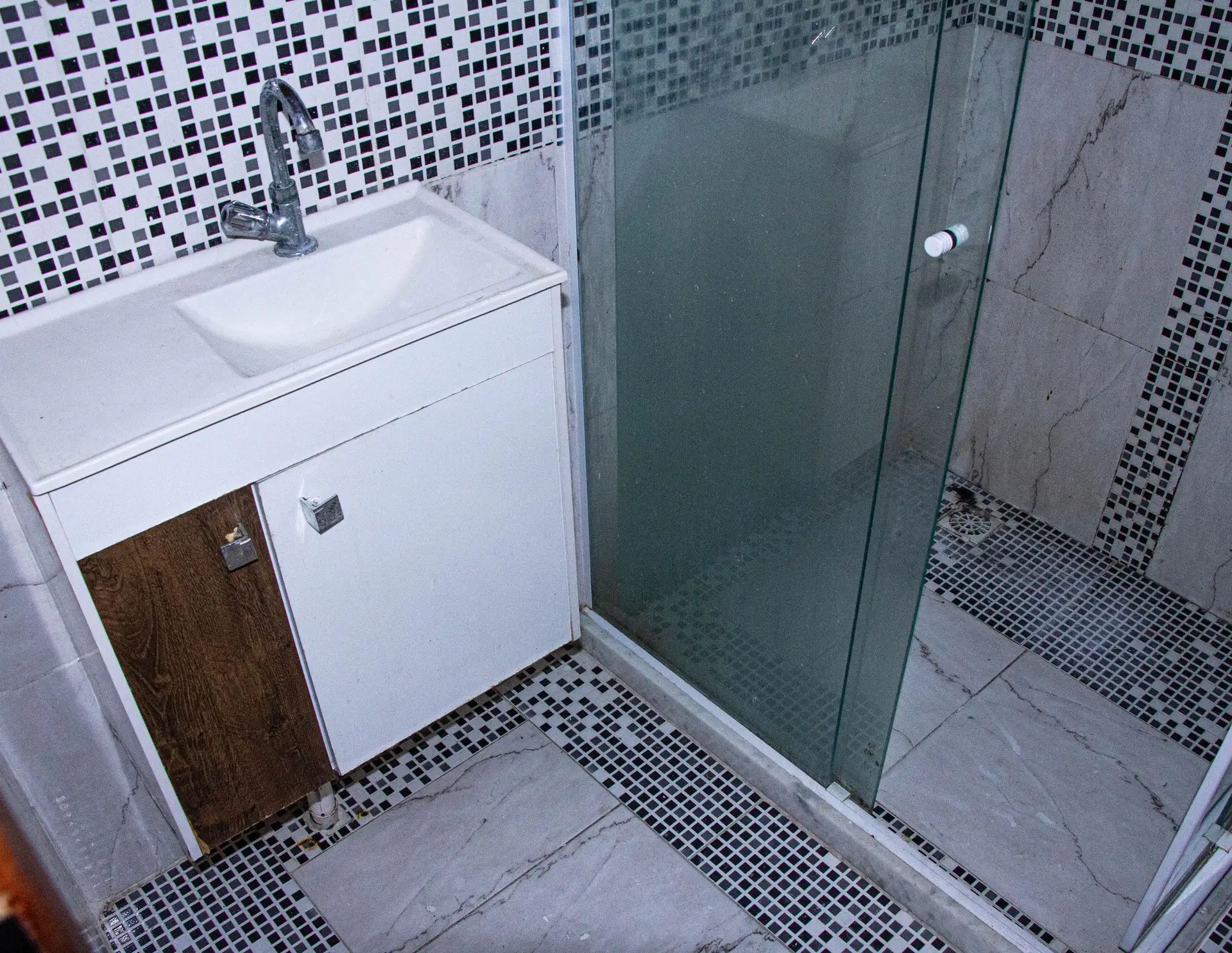 House with 2 bedrooms, balcony and 2 parking spaces — photo 5