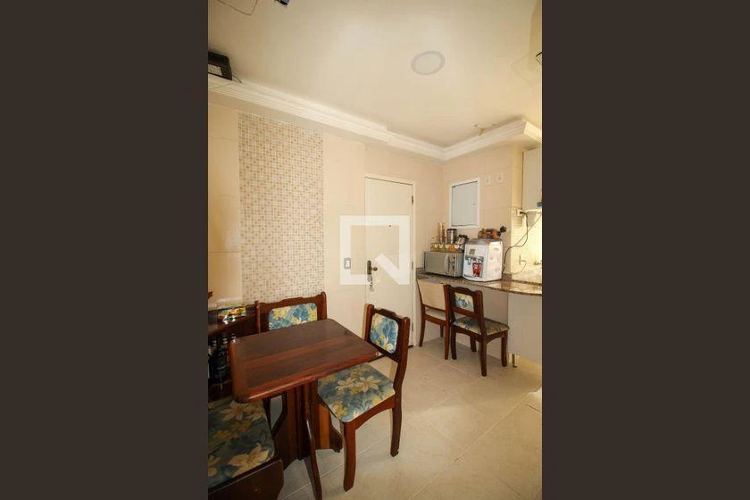 Rental apartment with 3 bedrooms and a glass balcony — photo 12