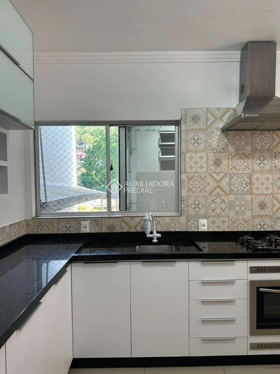 Квартира з 3 спальнями, 2 ванними та 1 місцем — photo 3