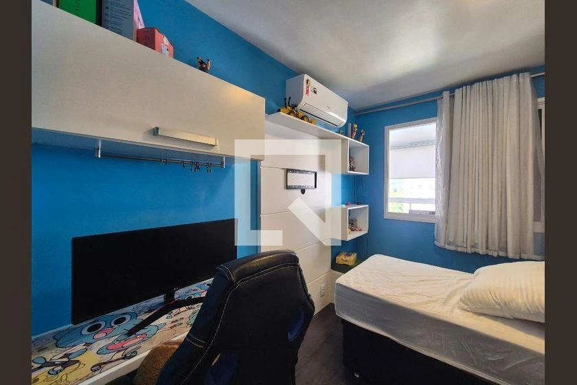 2-bedroom apartment in a building with a gym — photo 27