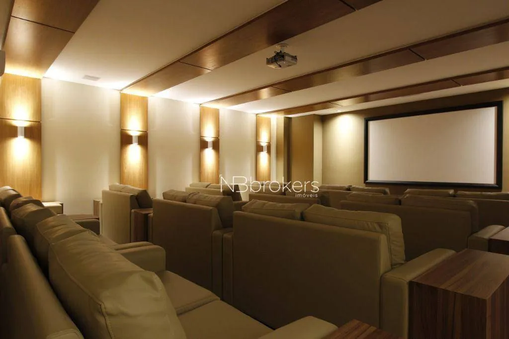 2-bedroom apartment with suite, balcony and private BBQ — photo 45
