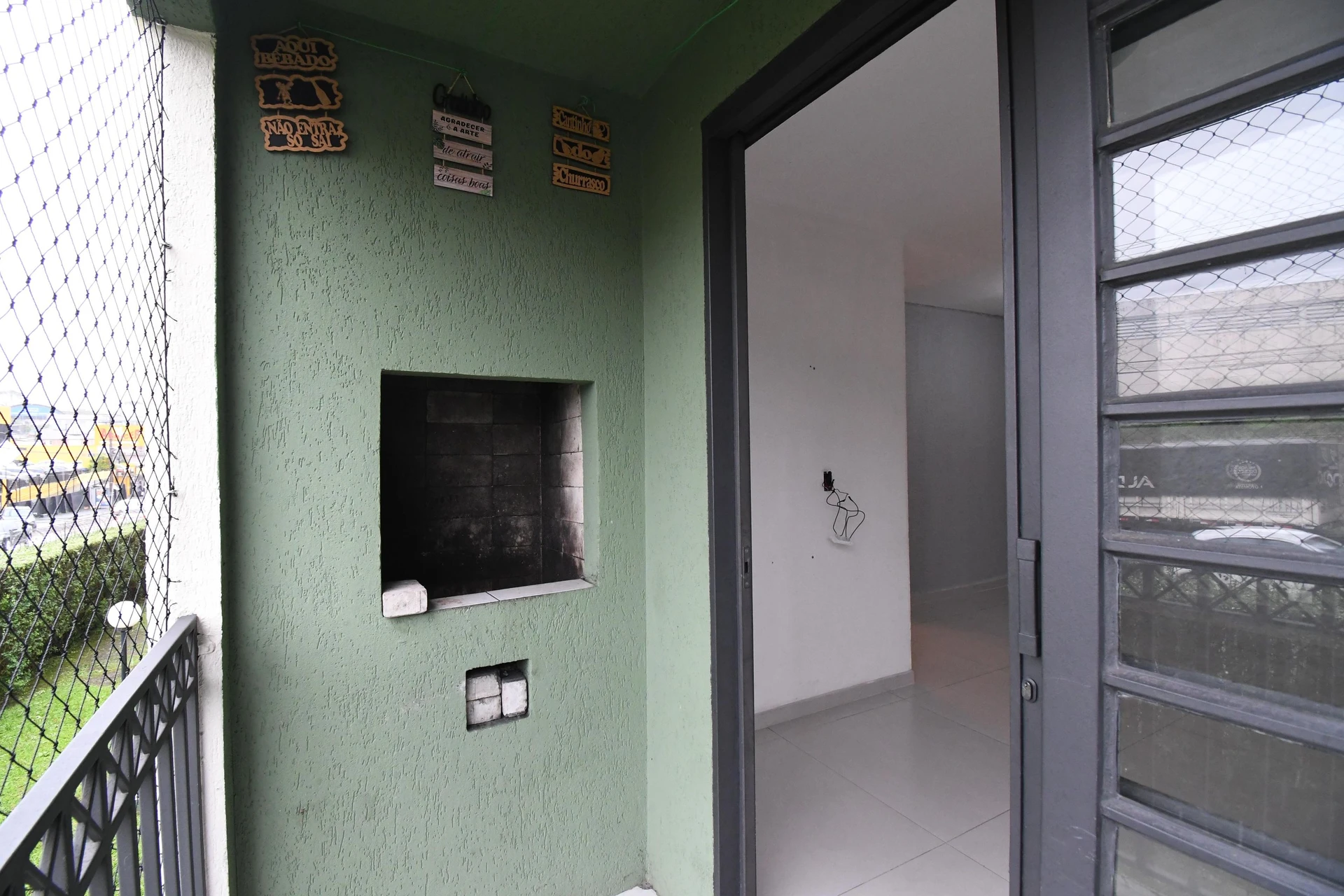 Apartment, 55 m², with a grill on the balcony — photo 10