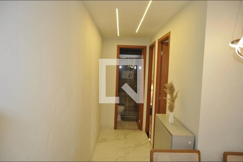 Furnished apartment, 37 m², with a home office — photo 9