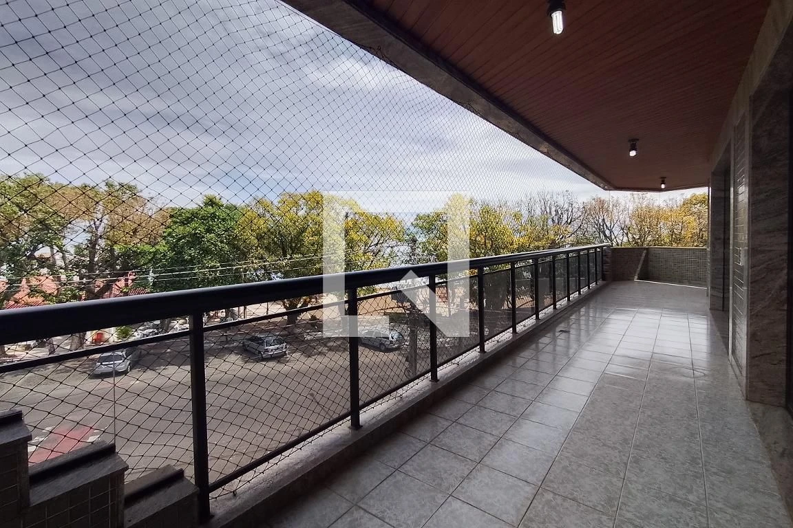 4-bedroom apartment with a water view in Rio de Janeiro — photo 21
