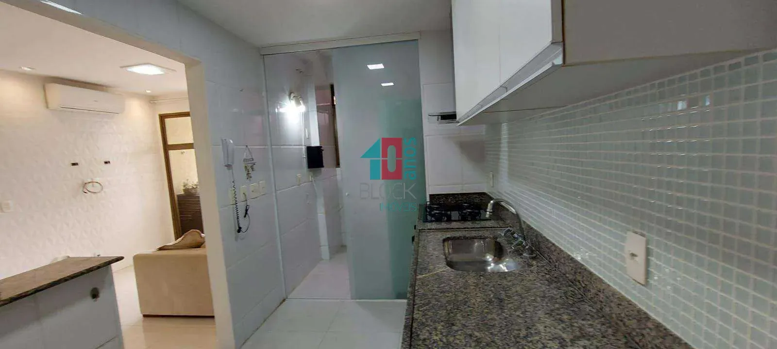 Furnished 72 m² apartment with 2 bedrooms and suite — photo 9