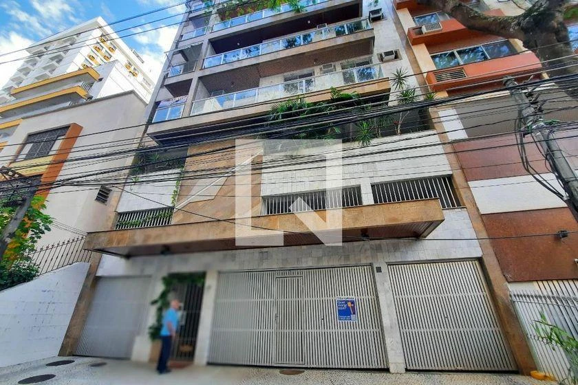 Rental apartment with 3 bedrooms and a glass balcony — photo 47