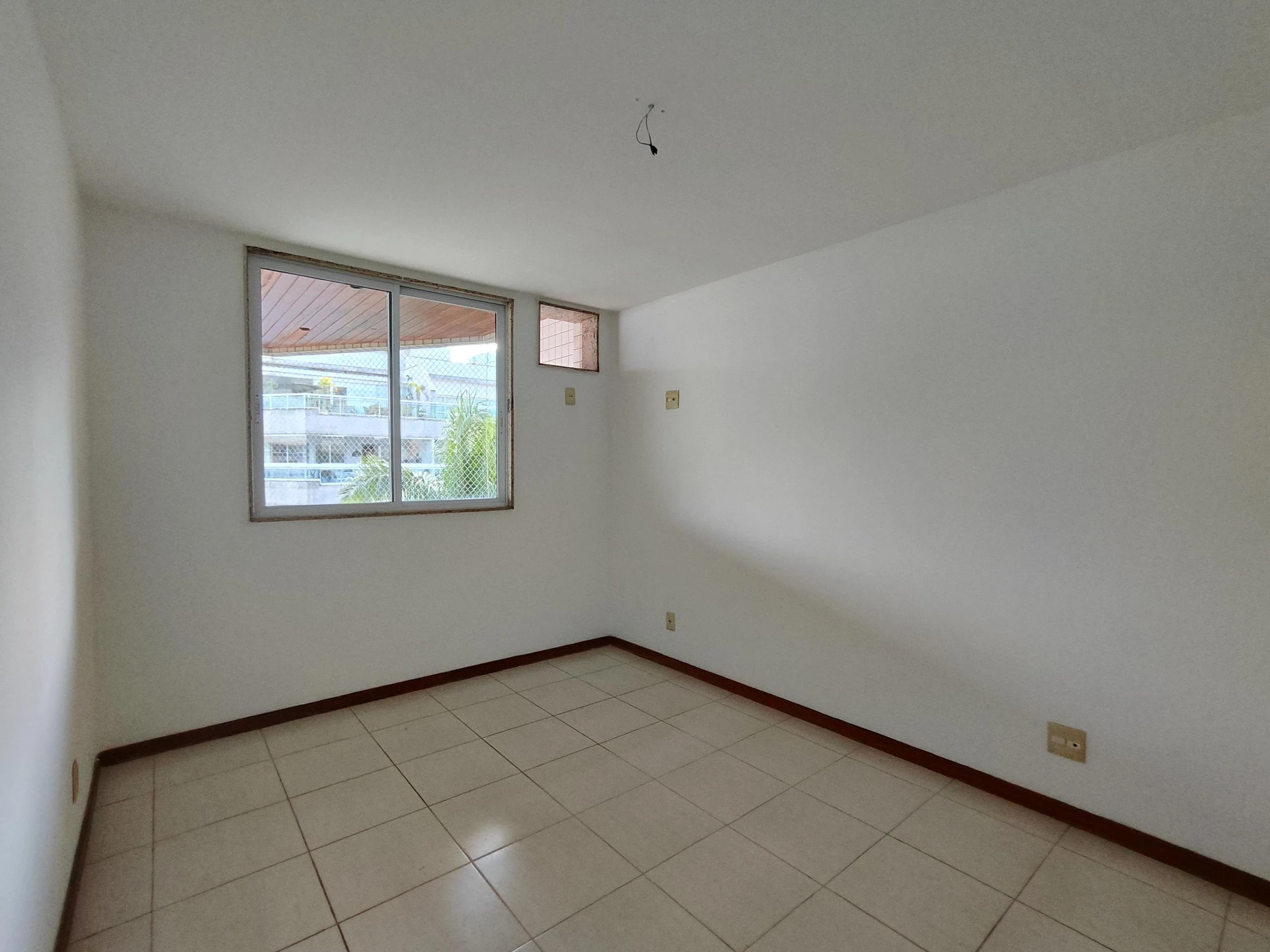 3-bedroom apartment, 1 with its own bathroom, 100 m² — photo 32