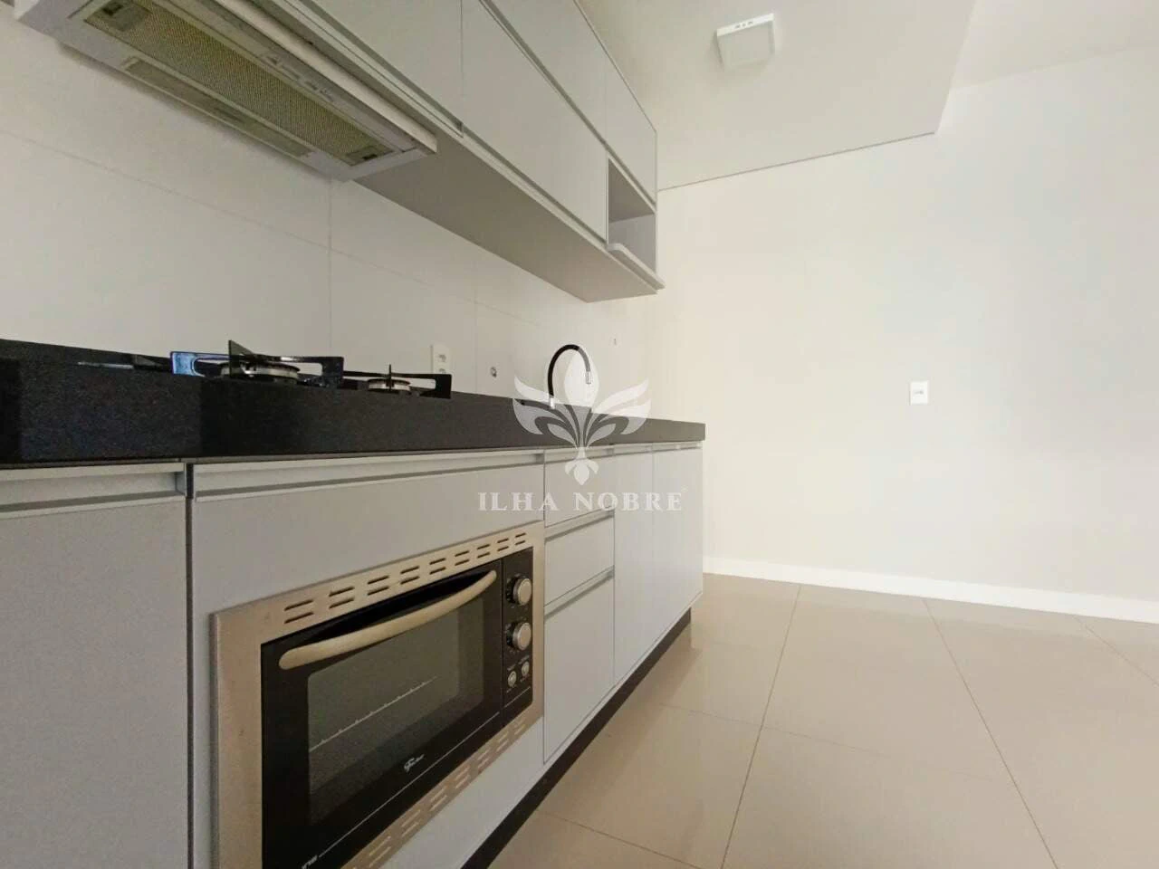 2-bedroom apartment with a private BBQ — photo 8