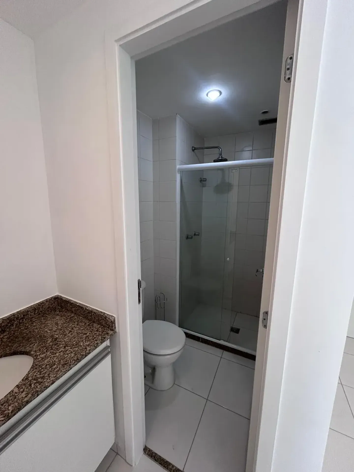 Apartamento de 3 quartos com cozinha americana e varanda — photo 15