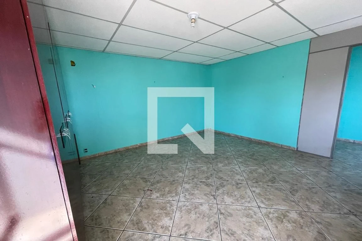 Casa para alugar com 4 quartos, varanda e quintal — photo 46