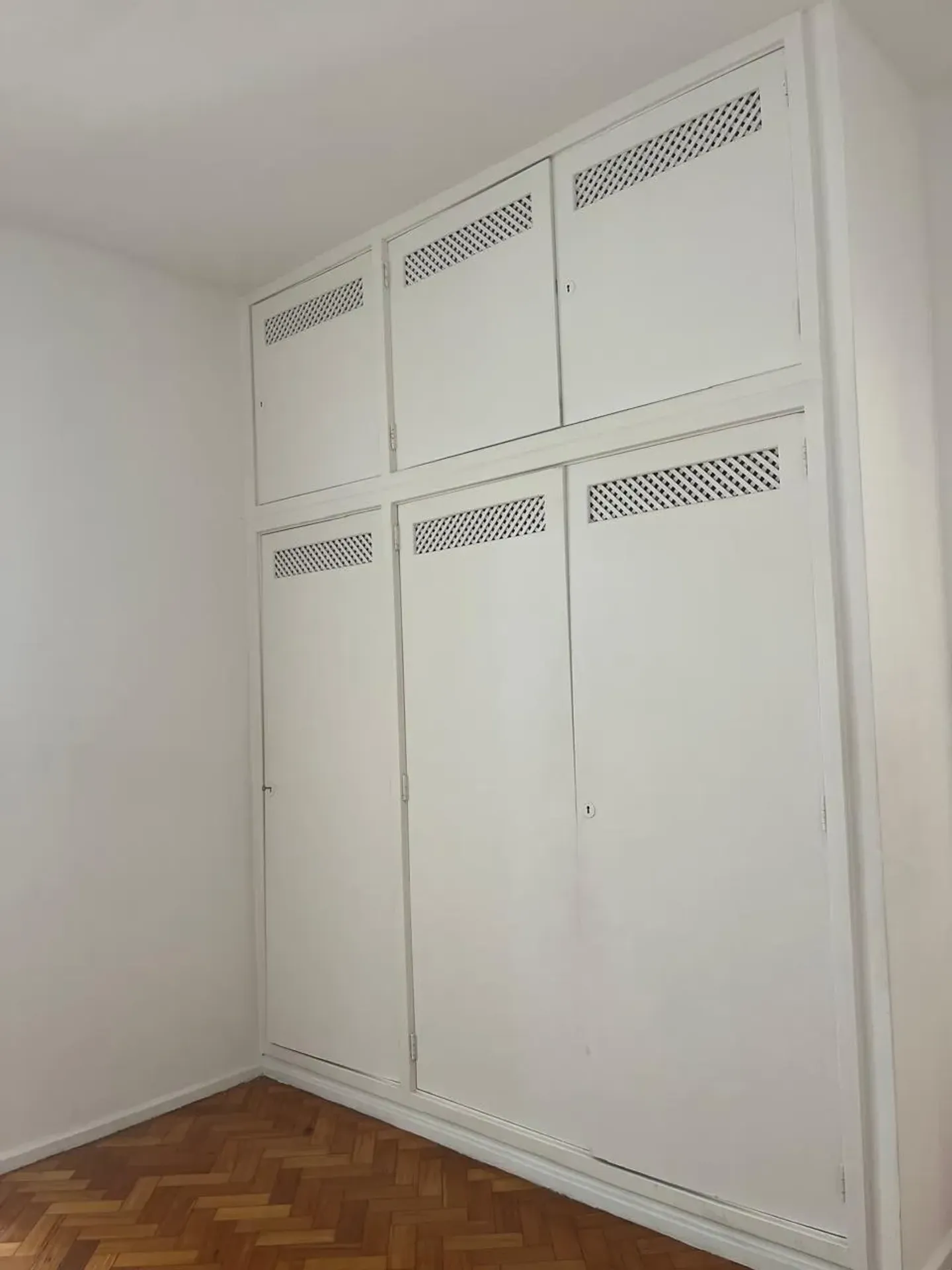 Apartment with 3 bedrooms and 2 bathrooms — photo 30