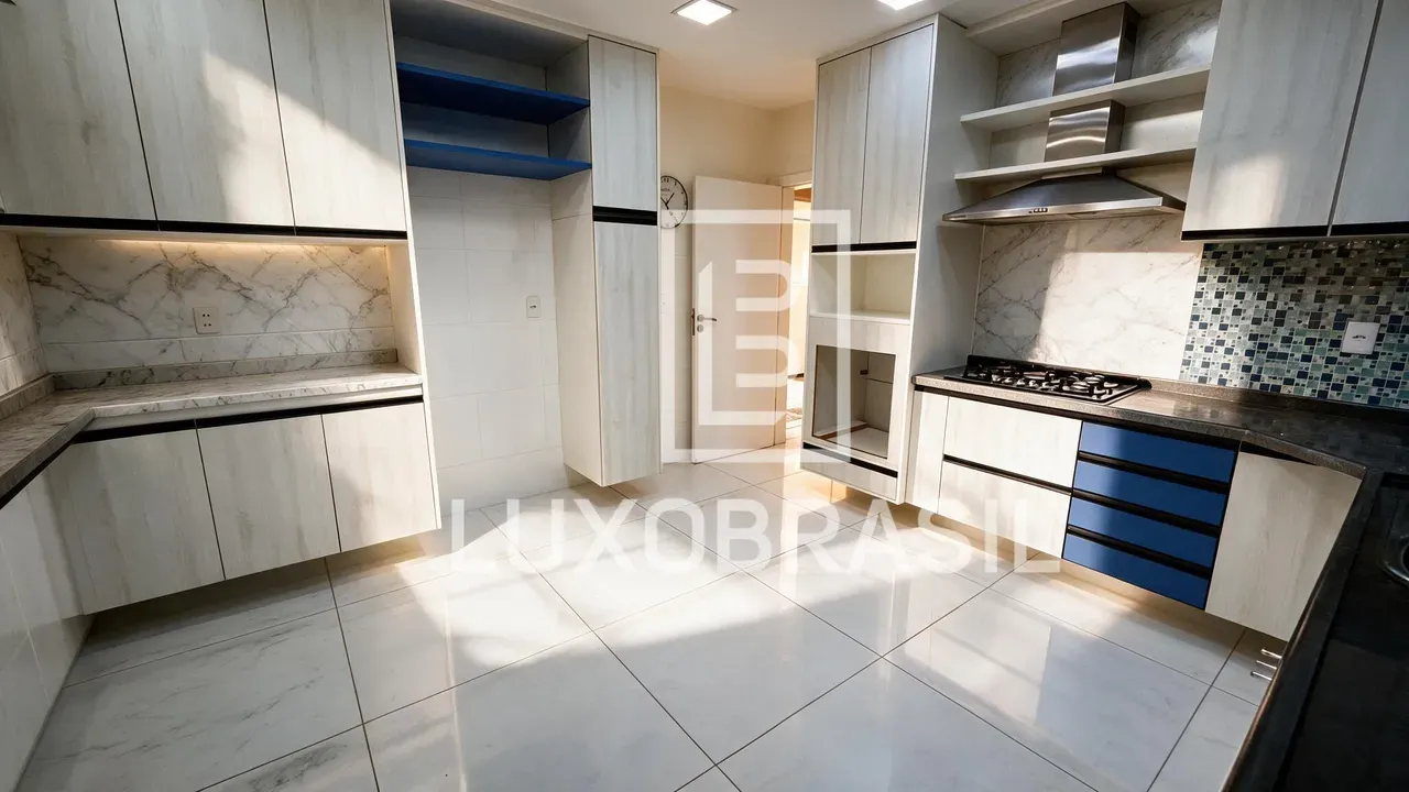 Furnished house with a private pool and 6 bedrooms — photo 4