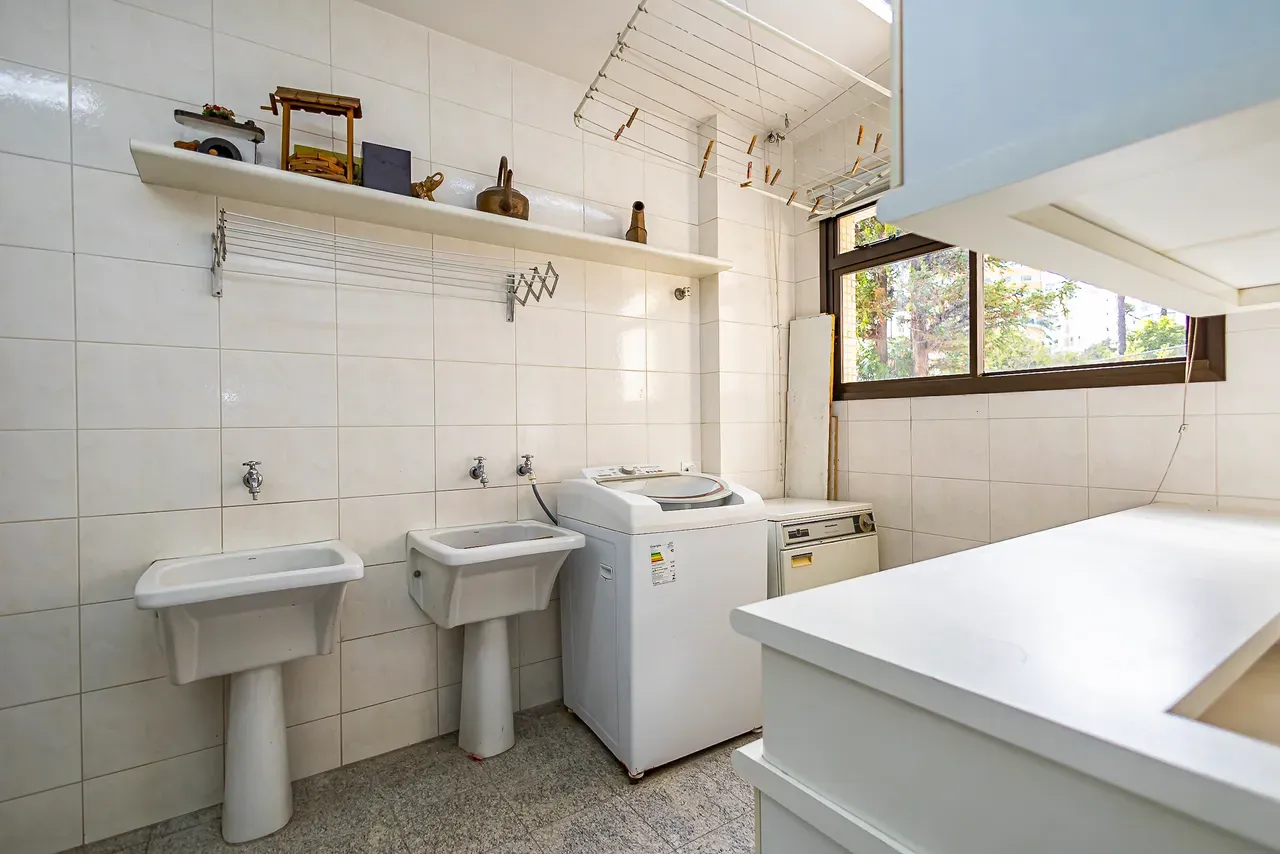 Apartamento de 334 m² com 4 quartos e cozinha a gás — photo 22