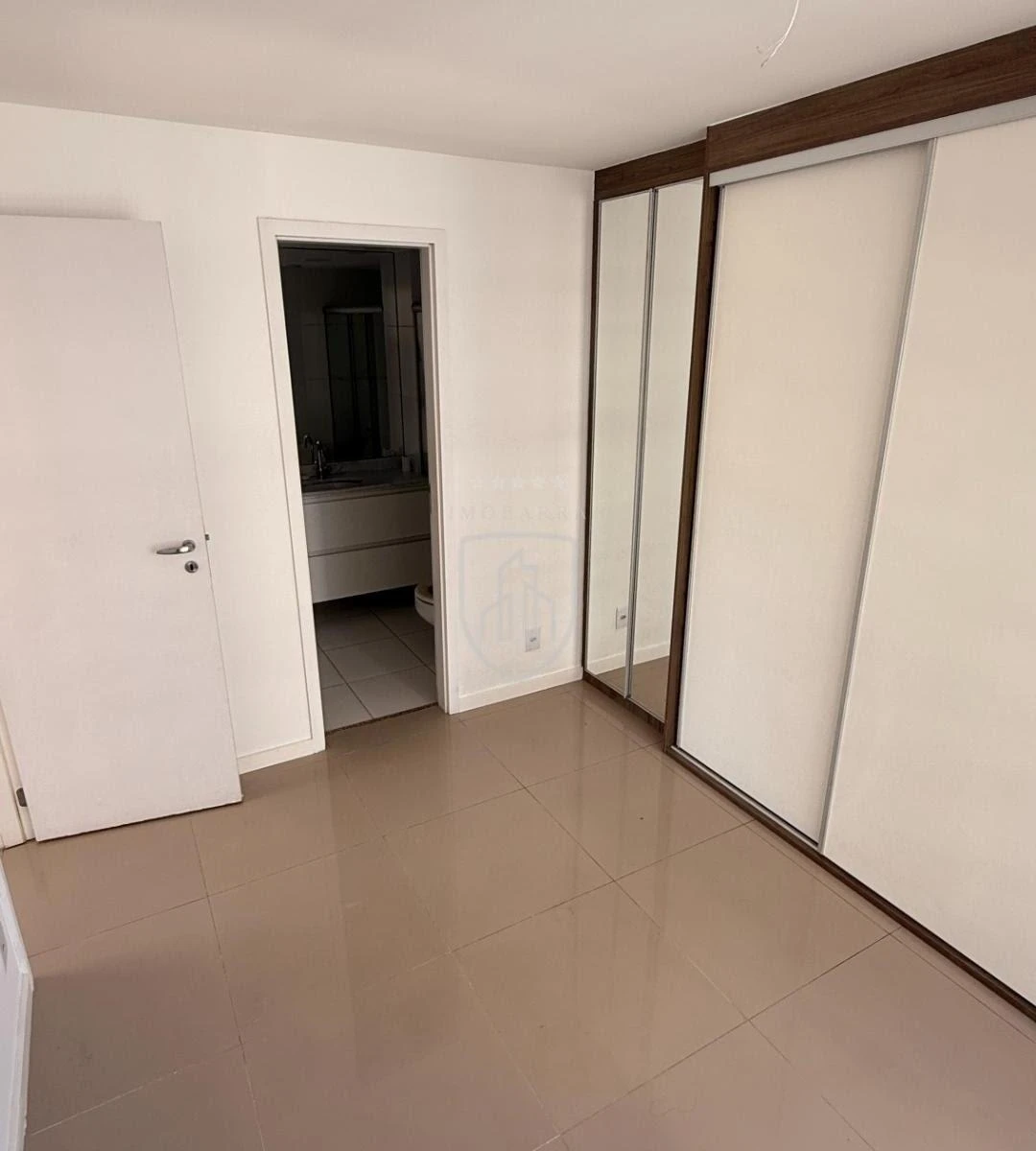 92 m² apartment with 3 bedrooms and 2 parking spots — photo 15