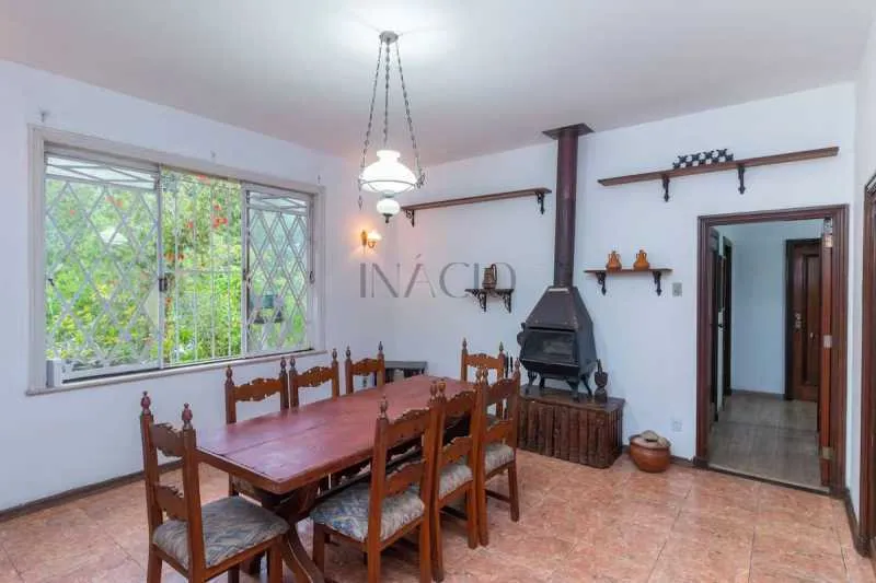 Duplex house with 5 bedrooms and a built-in balcony grill — photo 17