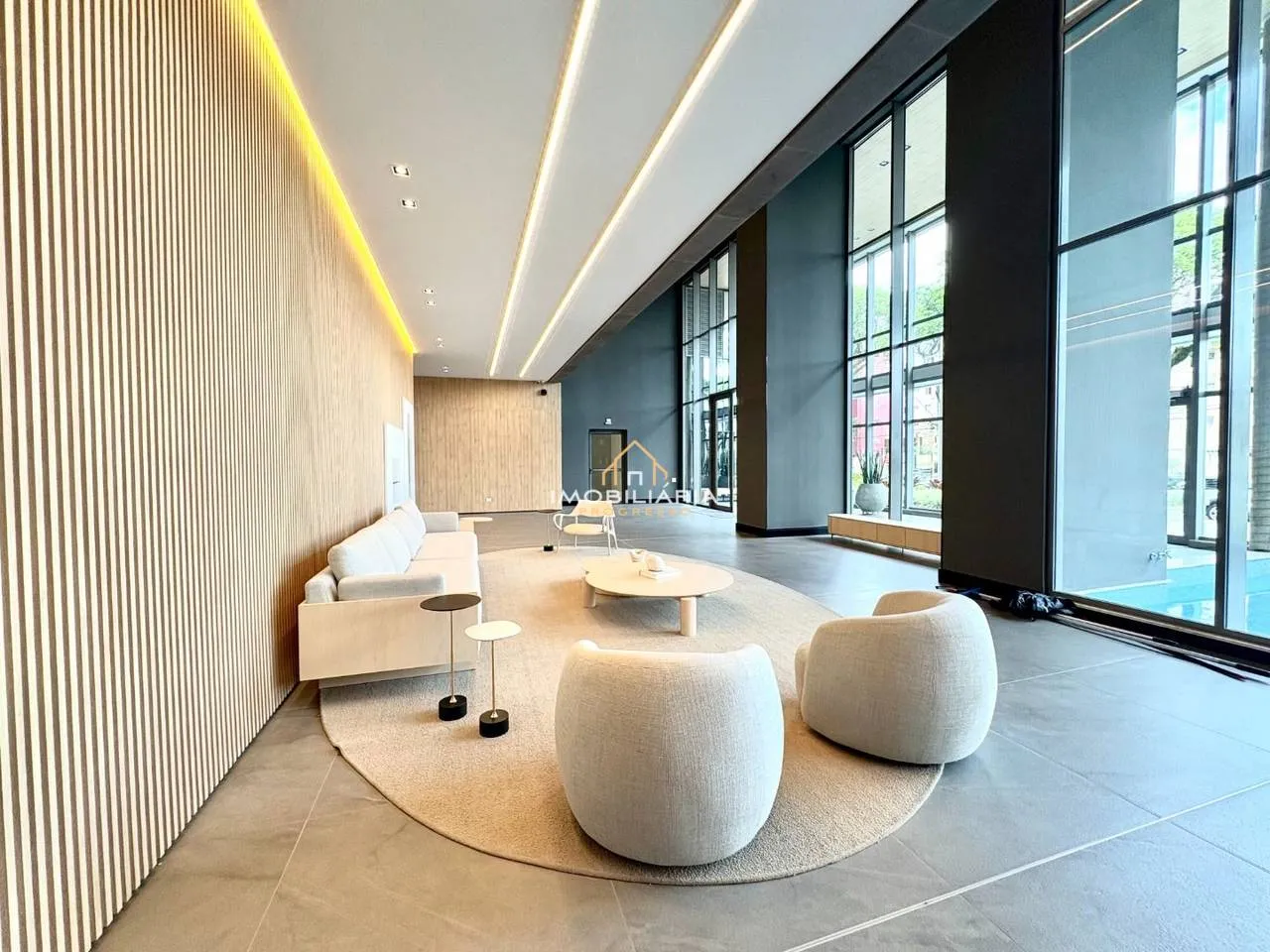 Floor-to-ceiling windows in a 3-bedroom apartment, 138 m² — photo 47