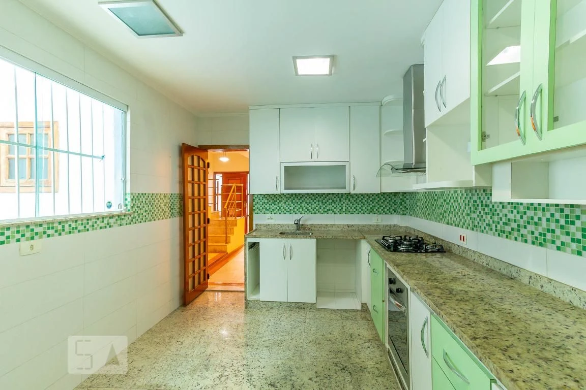 4-bedroom house with a jacuzzi in Rio de Janeiro — photo 8