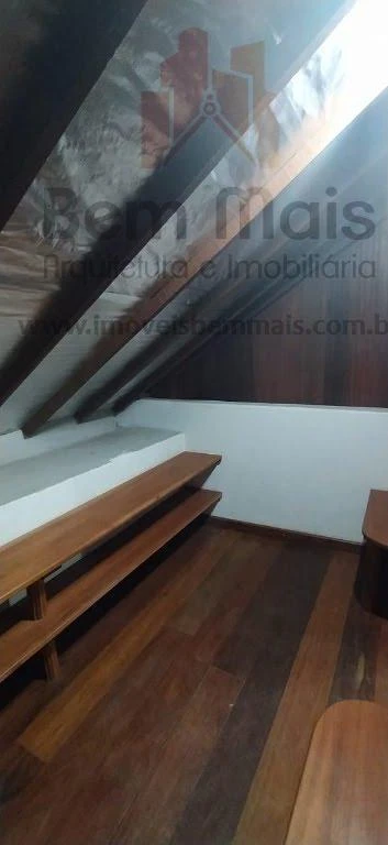 Unfurnished 4-bedroom apartment with closed kitchen — photo 34
