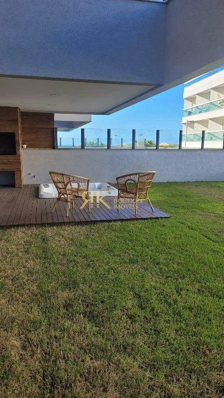 Apartamento térreo de 119 m² com jardim e jacuzzi