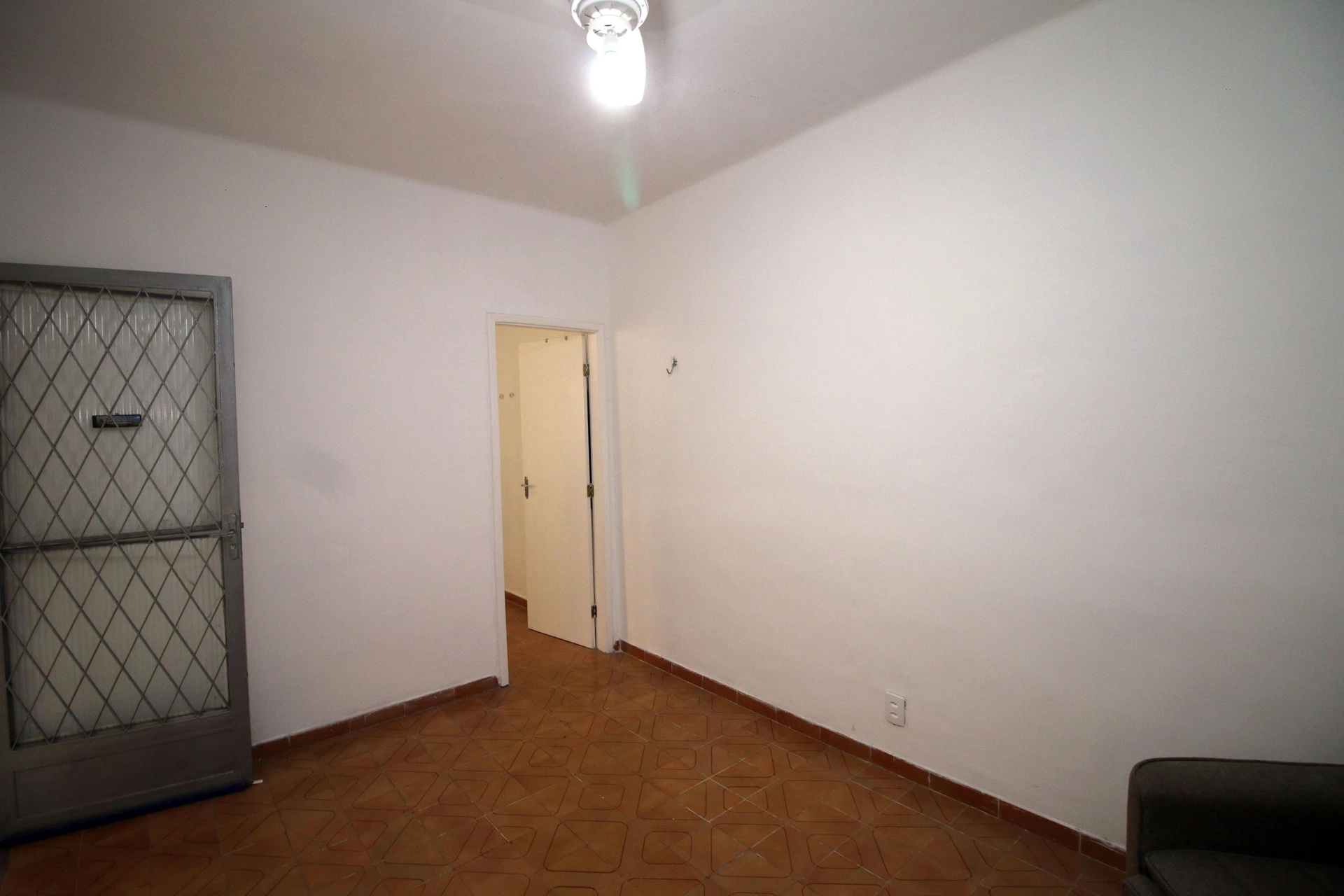 Casa sem mobília com 1 quarto e 1 banheiro — photo 17