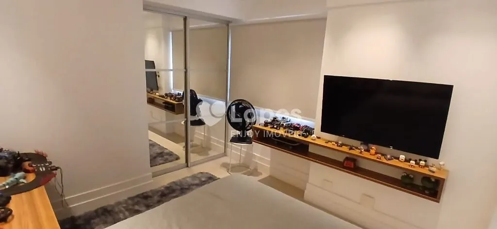 390 m² apartment with a private BBQ area — photo 32