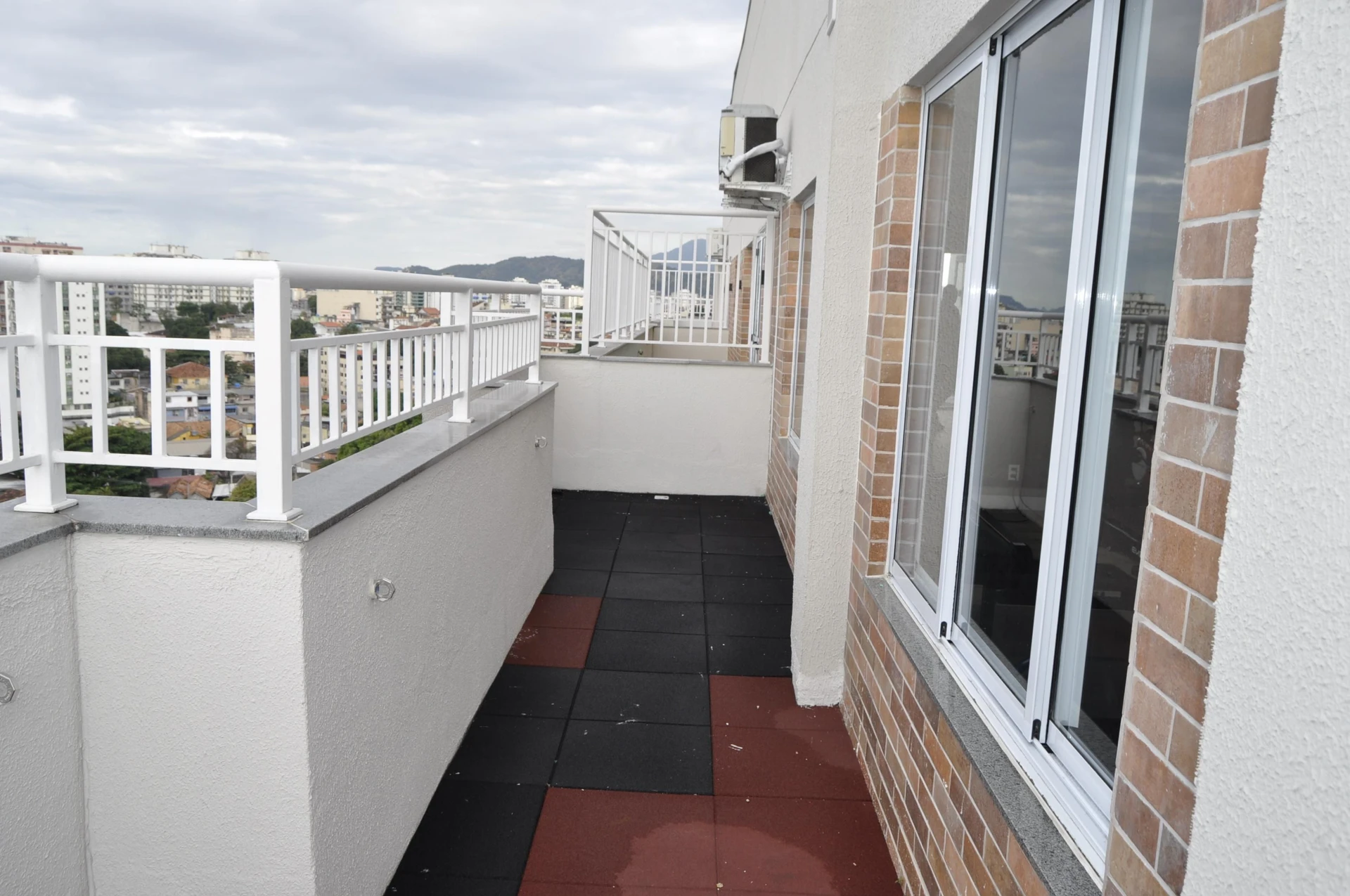 Apartamento sem mobília com 2 quartos e suíte — photo 5