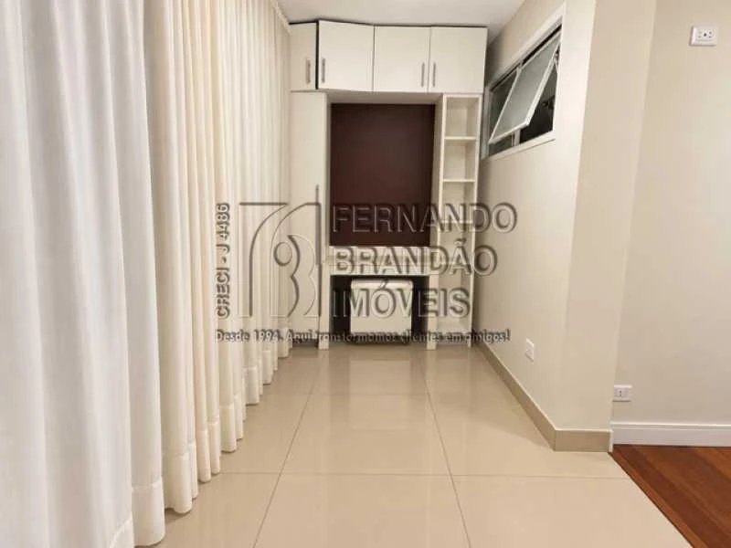 Apartamento de 170 m² com 3 quartos e varanda — photo 18