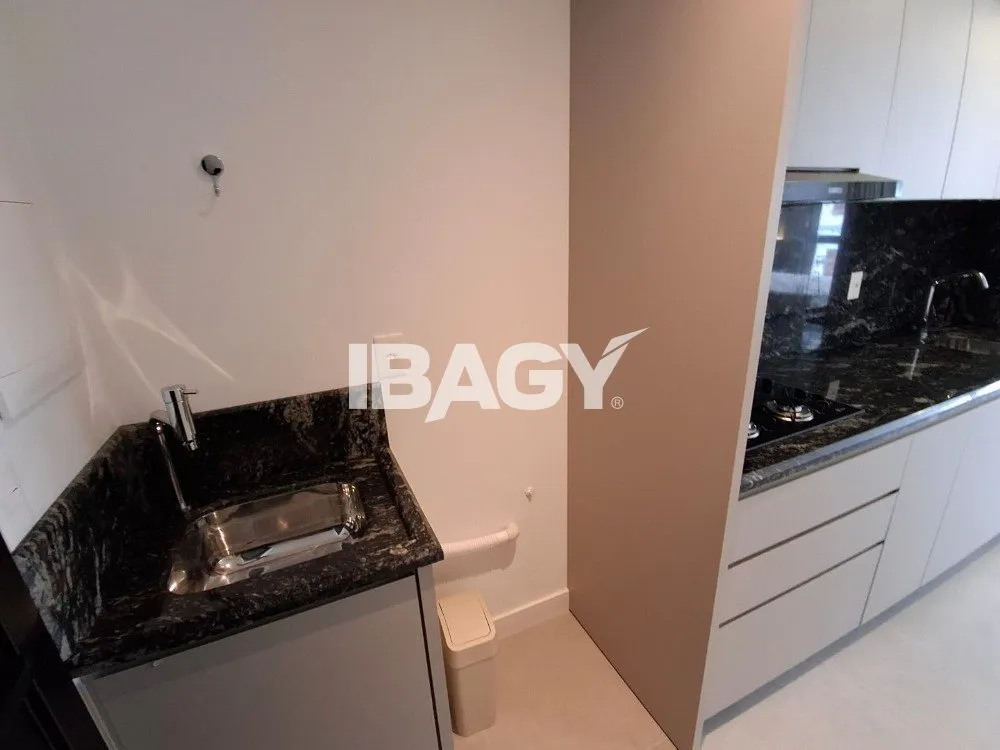 Apartamento amueblado de 1 dormitorio con cocina americana — photo 17