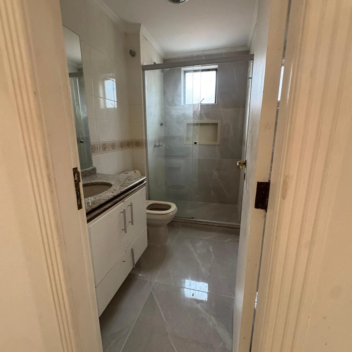 3-bedroom apartment with an en-suite and gas kitchen — photo 27