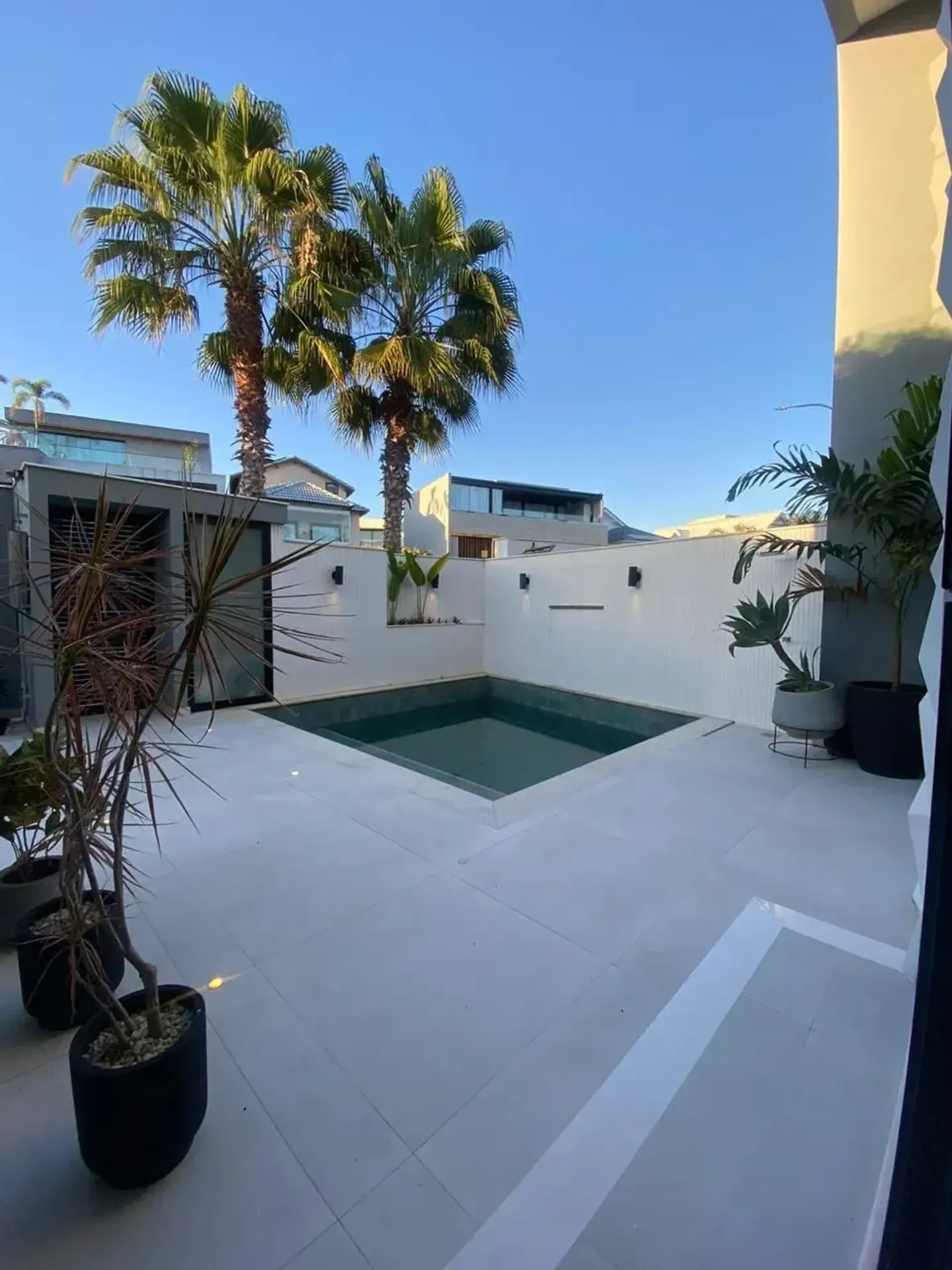 Furnished house with 4 bedrooms and 7 bathrooms — photo 8