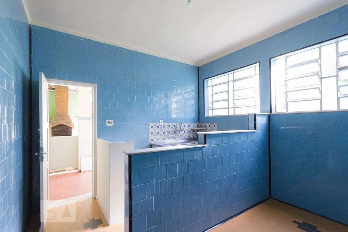House, 200 m², with a grill on the balcony — photo 3