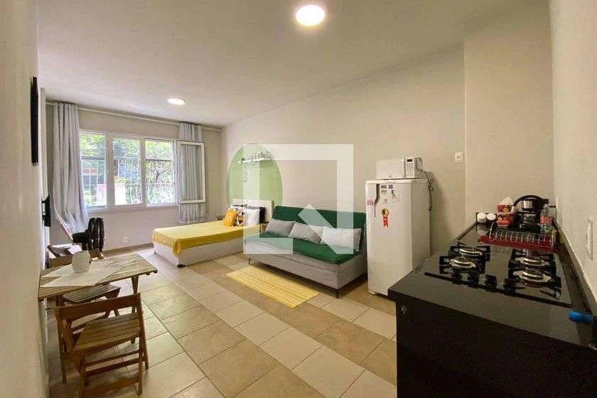 Studio mobiliado de 35 m² com 1 quarto e 1 banheiro — photo 3