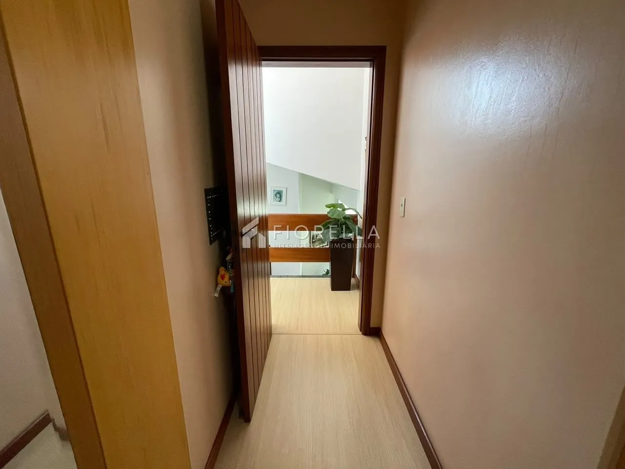 Furnished house, 376 m², with a water view — photo 61