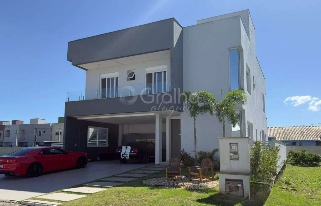 House with 5 bedrooms and a private garden — photo 3