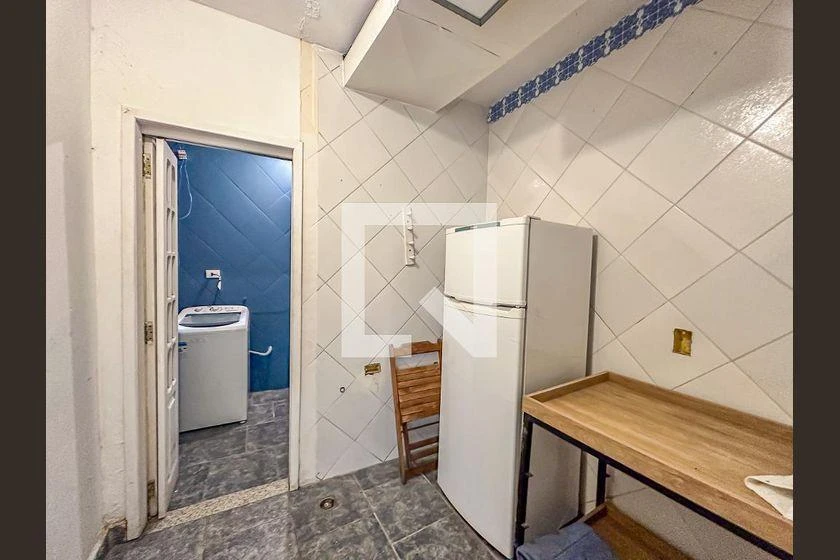 Casa com 4 quartos, jardim privativo e 300 m² — photo 40
