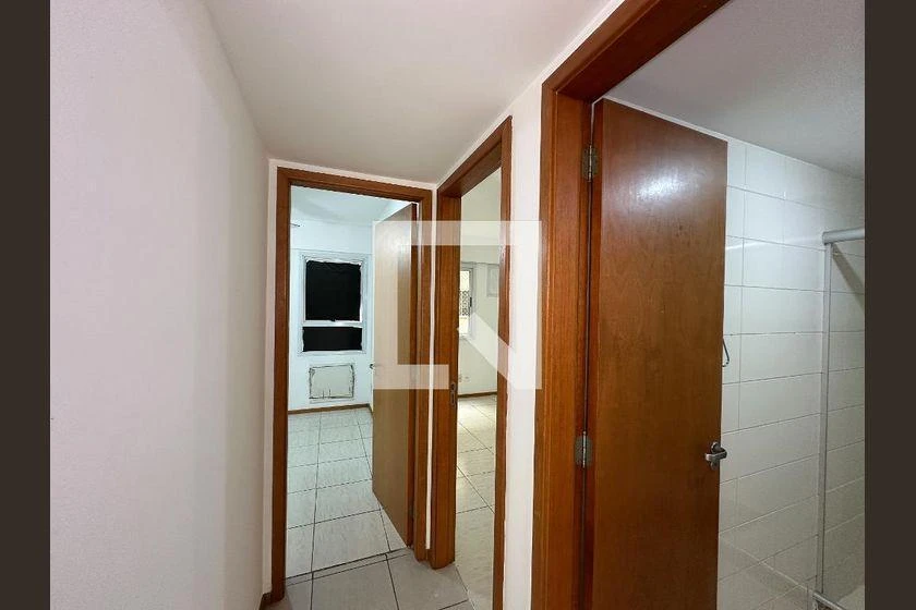 3-bedroom apartment in a building with a gym — photo 48