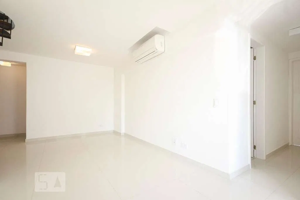 197 m² rental coverage with 2 bedrooms and 3 baths — photo 11