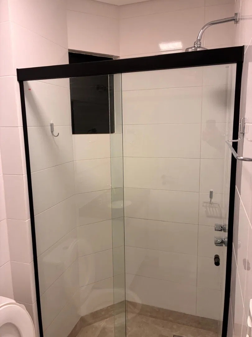 Departamento con piso de madera o laminado en Curitiba — photo 14