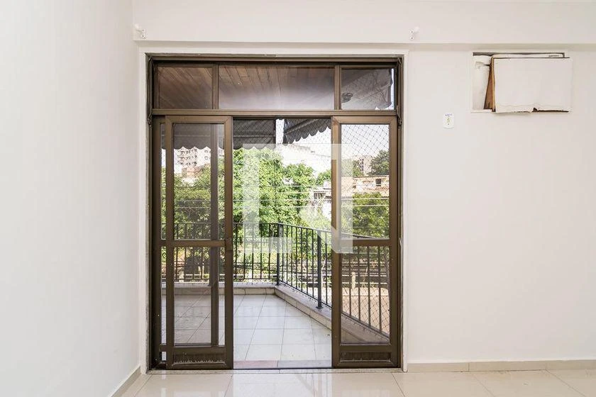 Home office in a 3-bedroom apartment, 116 m² — photo 12
