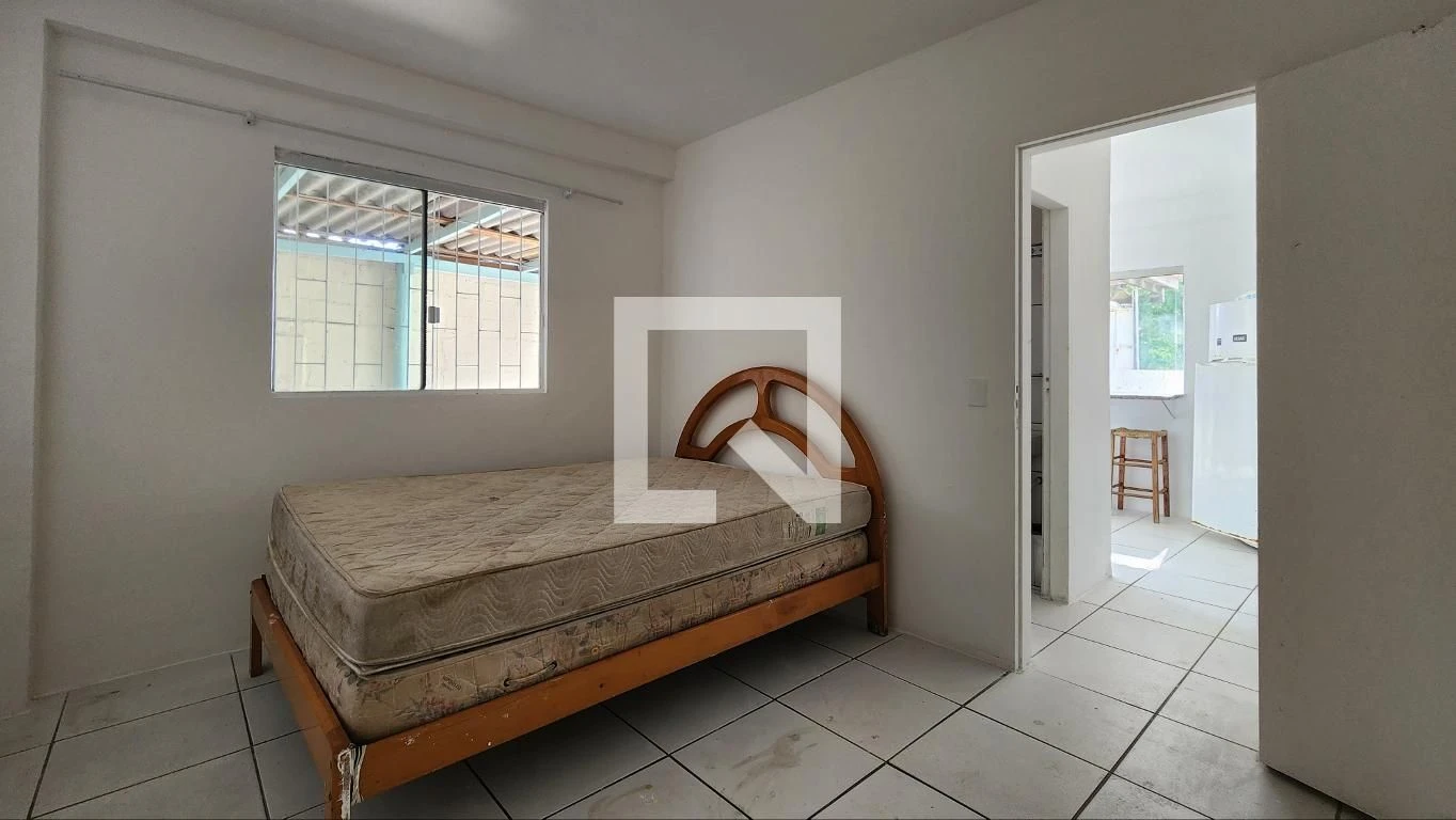 4-bedroom house with a home office in Florianópolis — photo 4