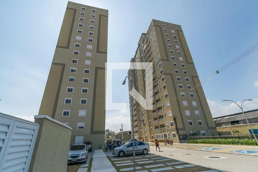 2-bedroom apartment in a building with a pool — photo 44